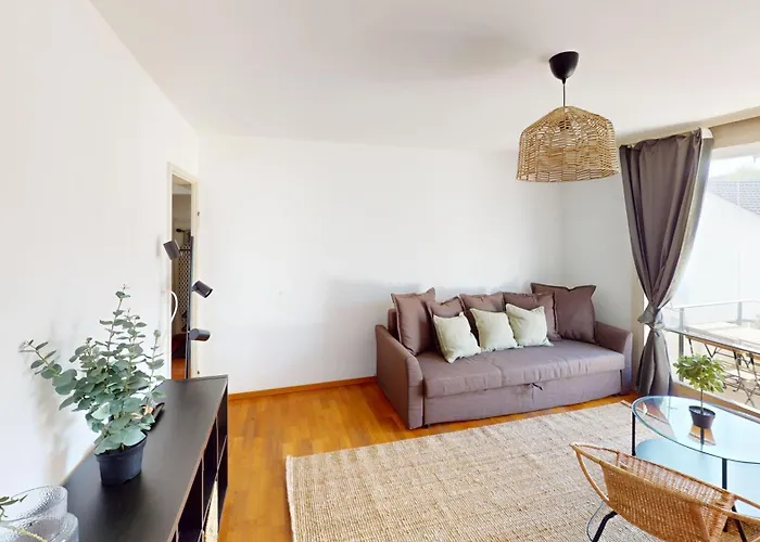 Koeschenruetistrasse 55, 8052 Switzerland Zurigo